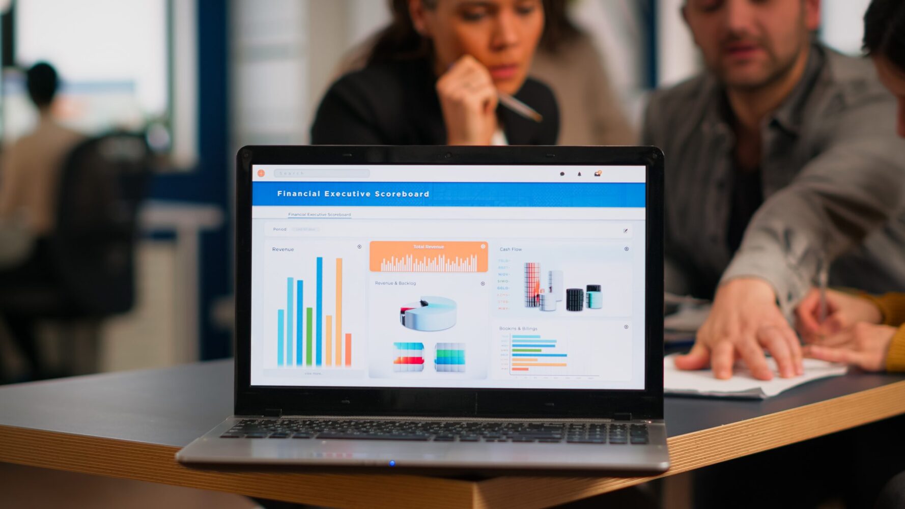 laptop-screen-ready-for-presentation-placed-on-des-2023-11-27-05-23-19-utc laptop-screen-ready-for-presentation-placed-on-des-2023-11-27-05-23-19-utc