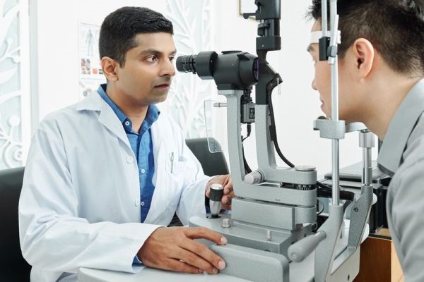 the-importance-of-maintaining-your-optometrist-clinics-accounting-tasks-0
